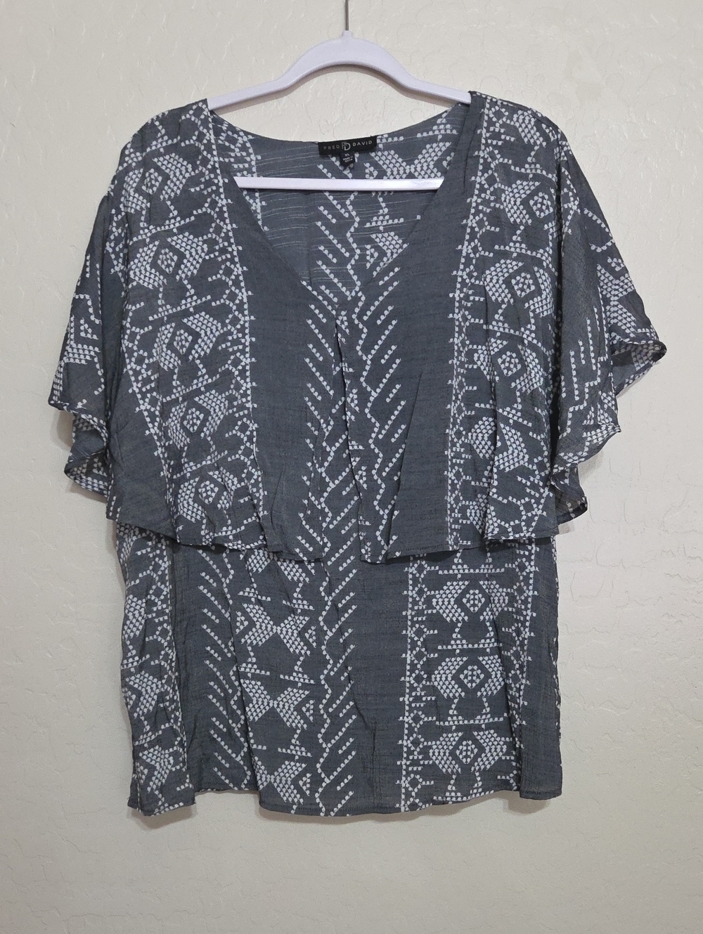 Fred David Gray Tunic with White Geometric Print